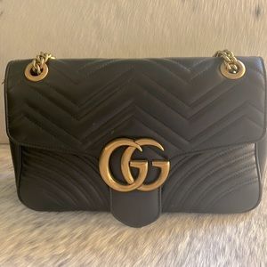 Gucci Matelasse large GG Marmont shoulder bag